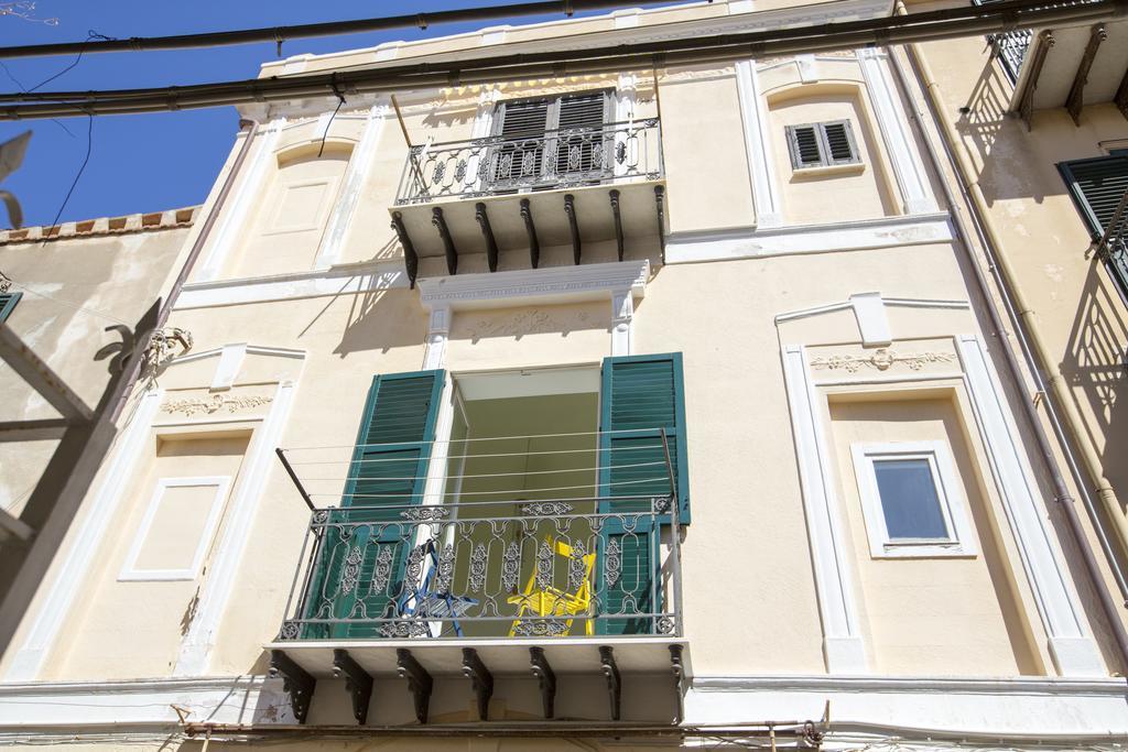 Appartement Domus Osterio Magno à Cefalù Extérieur photo