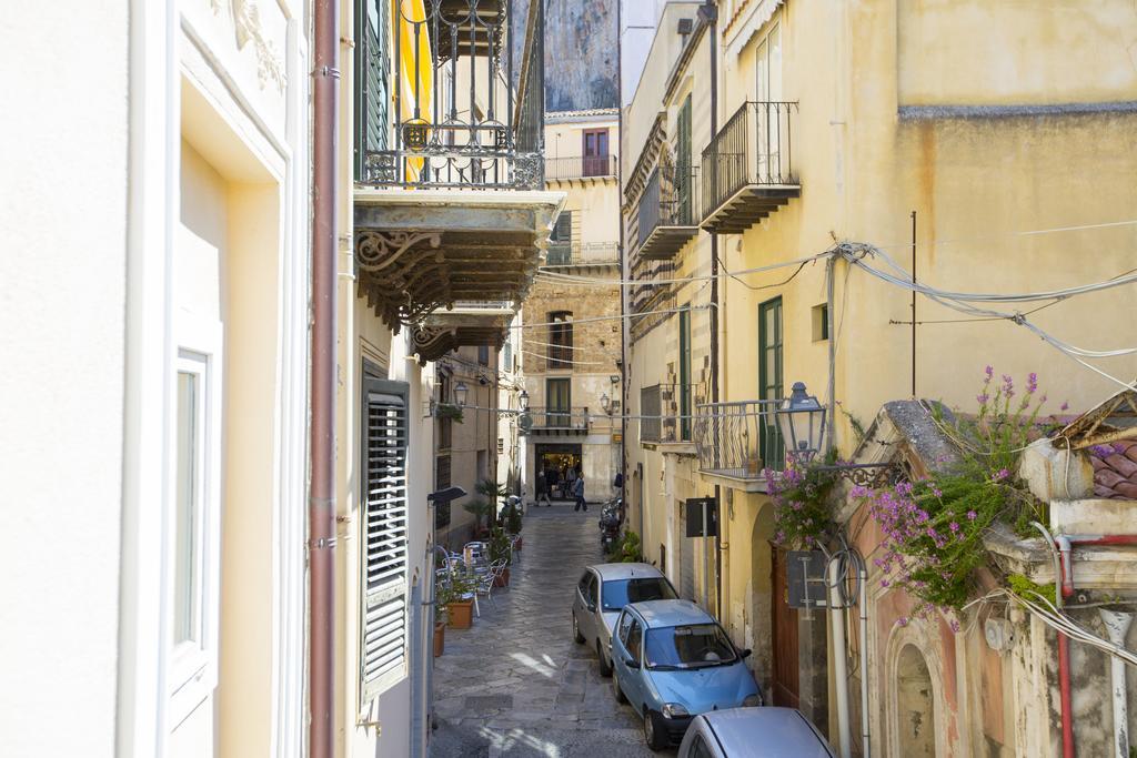 Appartement Domus Osterio Magno à Cefalù Extérieur photo