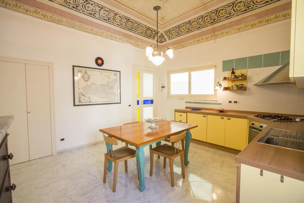 Appartement Domus Osterio Magno à Cefalù Extérieur photo